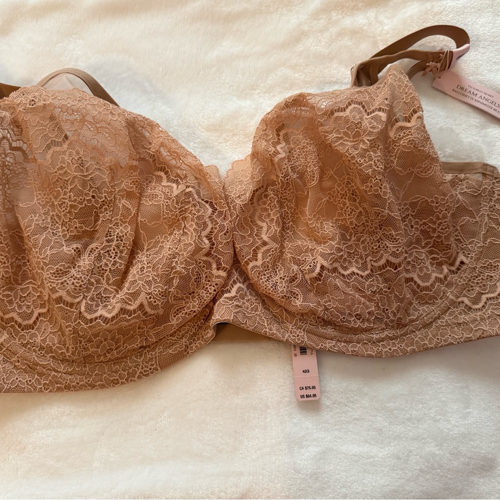 Victoria's Secret Tan Lace Bra